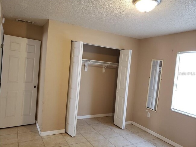 2832 Skyview Dr in Lakeland, FL - Building Photo - Building Photo