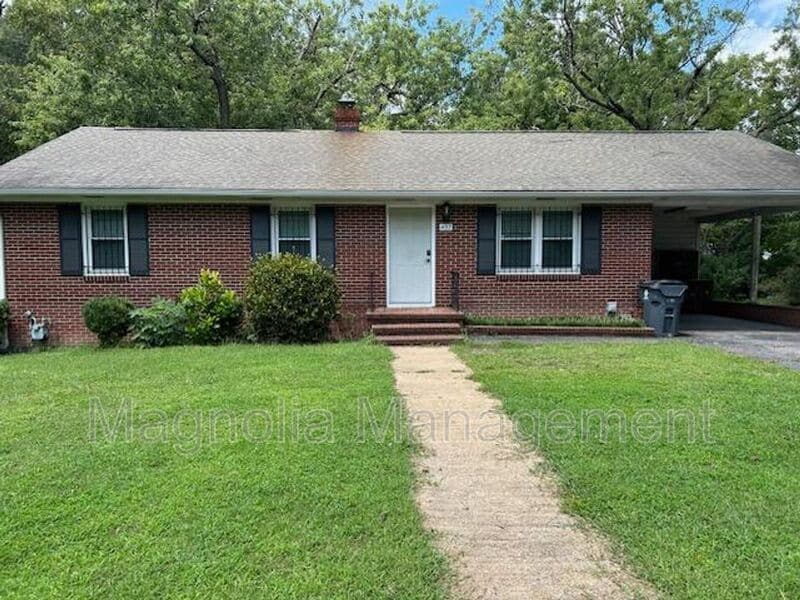 437 Norvell St in Henderson, NC - Building Photo