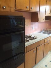 3730 Warrensville Center Rd in Shaker Heights, OH - Foto de edificio - Building Photo