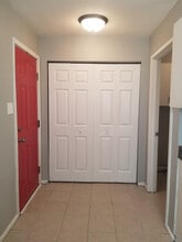 2009 W 68th St in Davenport, IA - Building Photo - Building Photo