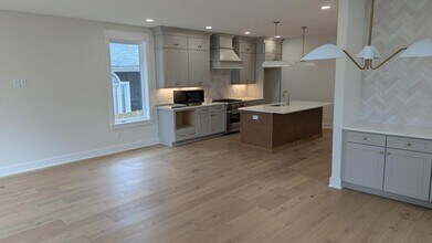 706 Stockell St in Nashville, TN - Building Photo - Building Photo