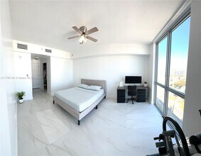 140 S Dixie Hwy in Hollywood, FL - Building Photo - Building Photo
