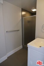 1665 W 30th St in Los Angeles, CA - Building Photo - Building Photo