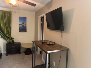 6918 Coley Ave, Unit 66 in Las Vegas, NV - Building Photo - Building Photo