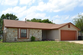 2103 Lazy Ridge Dr in Killeen, TX - Building Photo - Building Photo