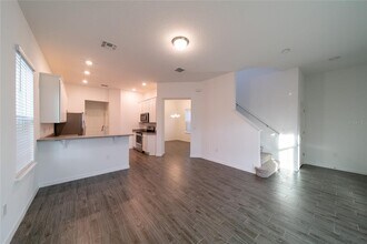 1567 Astoria Arbor Ln in Orlando, FL - Foto de edificio - Building Photo