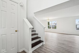 5344 Arbor Creek Dr in Indianapolis, IN - Building Photo - Building Photo