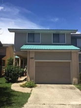 1305 Capri Dr in Panama City, FL - Building Photo - Building Photo