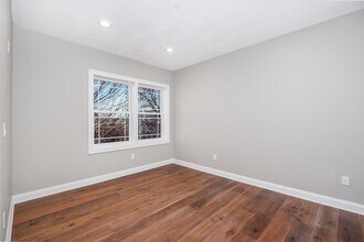 125 Addison St, Unit #2 in Boston, MA - Building Photo - Building Photo