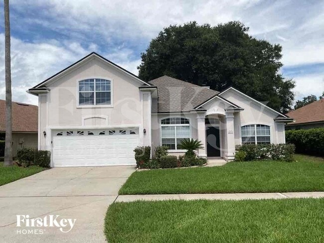 property at 4592 Royal Port Dr