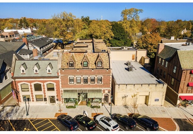 733 Elm St in Winnetka, IL - Building Photo - Building Photo