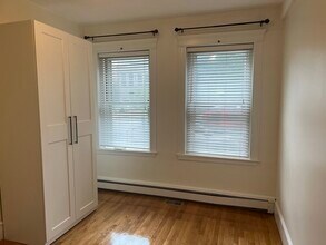 12 Kilsyth Rd in Brookline, MA - Building Photo - Building Photo