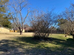 205 Dogwood Dr in Starkville, MS - Building Photo - Building Photo