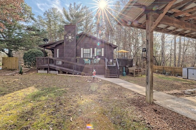 property at 19 Bell Ln