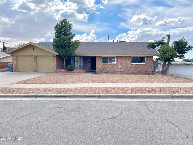 5813 Beaumont Pl