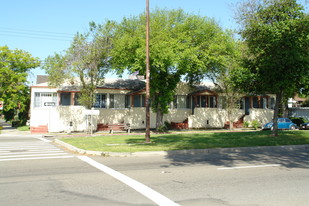 2350-2352 Sacramento St Apartments