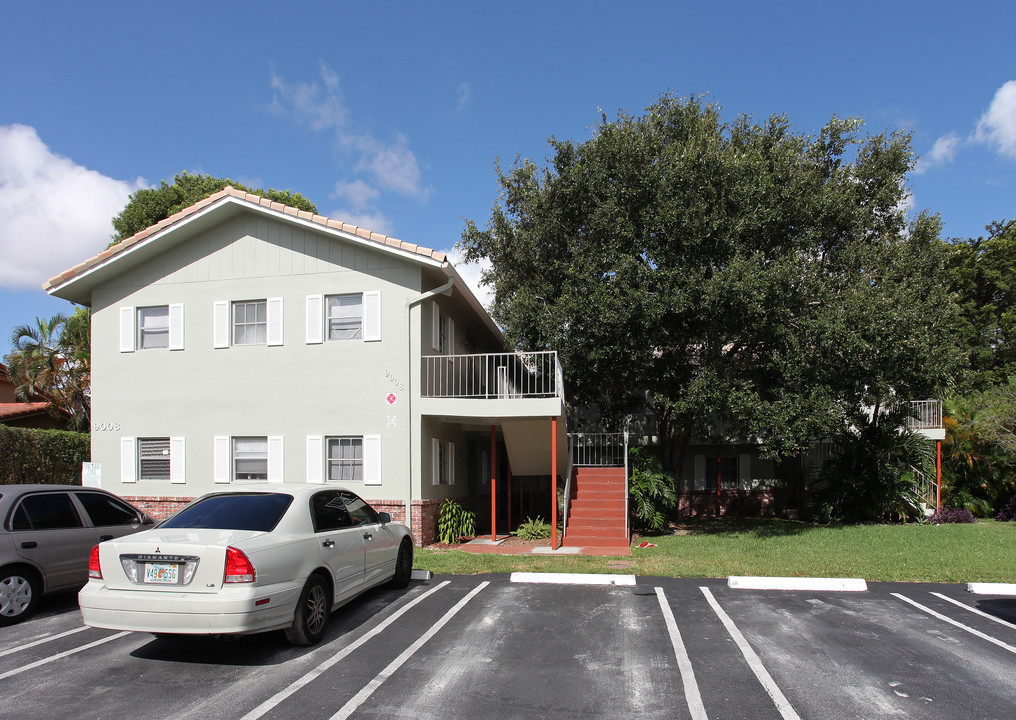 Melrose Place Apartments in Coral Springs, FL - Building Photo