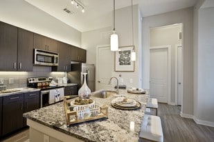 Cortland Wren Northlake