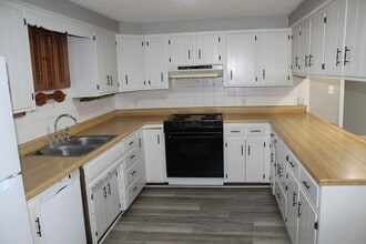 8597 County Rd 134 in Williamsburg, MO - Building Photo - Building Photo