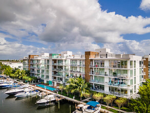 AquaMar Las Olas in Fort Lauderdale, FL - Building Photo - Building Photo