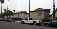 Villa Palms in Anaheim, CA - Building Photo - Building Photo