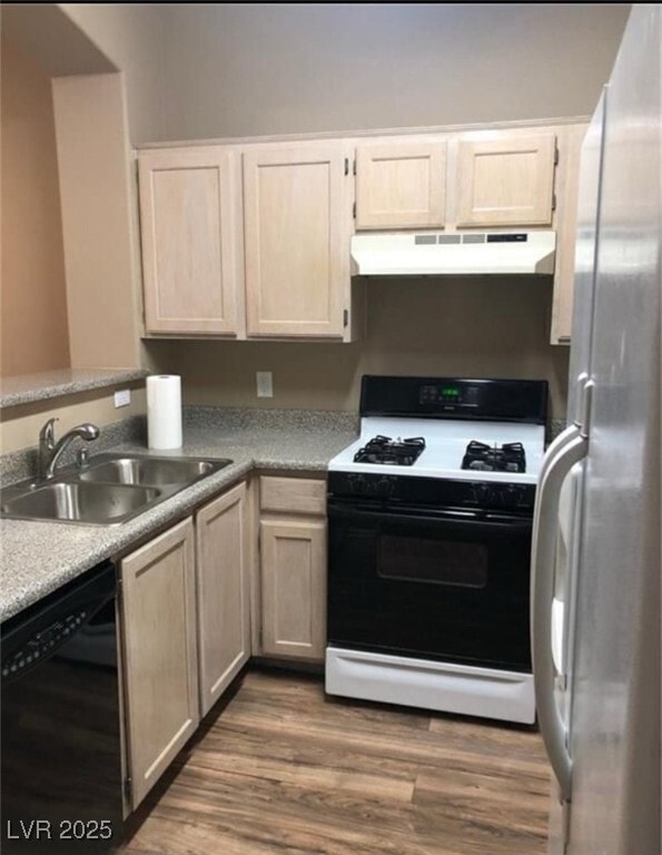 property at 908 Dusty Creek St