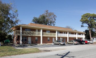 99 S 3rd St in Pensacola, FL - Building Photo