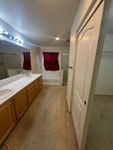 2739 Etcheverry Dr in Stockton, CA - Foto de edificio - Building Photo