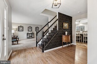 14 Willow Glen Ct in Stafford, VA - Building Photo