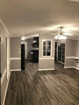 155 Hunters Pointe Rd in Kirbyville, MO - Building Photo