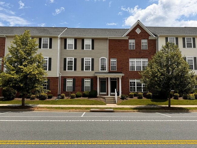 property at 1374 Timberwood Blvd