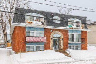 133 Legrand Av in Laval, QC - Building Photo