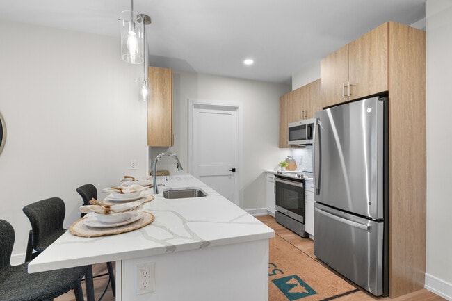 5545 Park Ave in Fairfield, CT - Building Photo - Building Photo