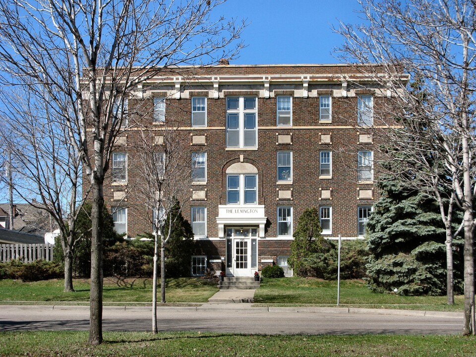 The Lexington in St. Paul, MN - Building Photo