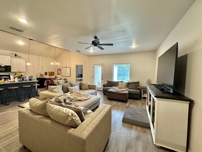 1601 102nd St in Lubbock, TX - Building Photo - Building Photo
