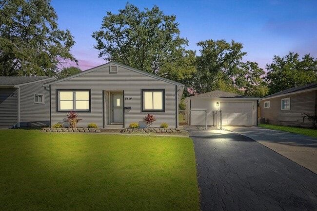 1515 Highland Ave in Glendale Heights, IL - Building Photo - Building Photo