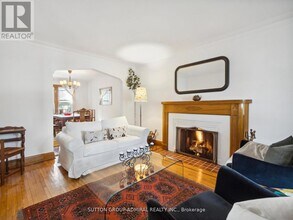 4 Don Mills Rd. in Toronto, ON - Building Photo - Building Photo