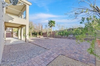 65 Pangloss St, Unit 8 in Henderson, NV - Building Photo - Building Photo