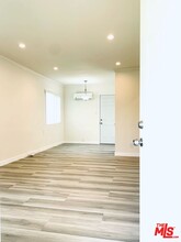 6319 Fulton Ave in Los Angeles, CA - Building Photo - Building Photo