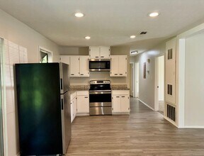 58 Andover Dr in Jonesboro, GA - Building Photo - Building Photo