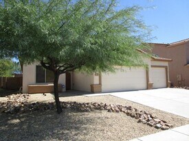 8223 S Placita Bilbao in Tucson, AZ - Building Photo