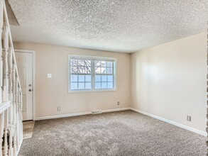 13981 E Jewell Ave in Aurora, CO - Building Photo - Building Photo