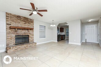 25916 Eufaula Way in Sorrento, FL - Building Photo - Building Photo