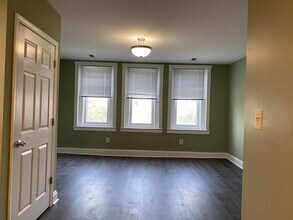2932 N Calvert St, Unit 3 in Baltimore, MD - Building Photo - Building Photo