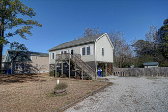 155 Lee St in Holly Ridge, NC - Building Photo - Building Photo