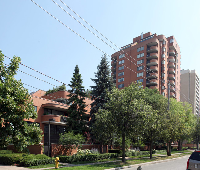 The Village Terraces On Heath Street