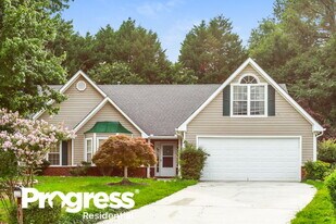 2715 Tradd Ct in Snellville, GA - Building Photo