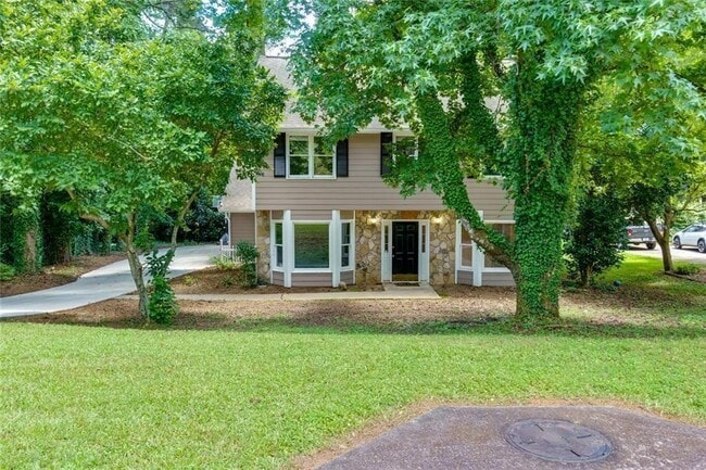 property at 1200 Mitsy Forest Dr NE