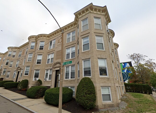 property at 7 Mt Hood Rd