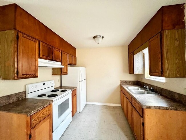 property at 712 Sugar Cane Dr